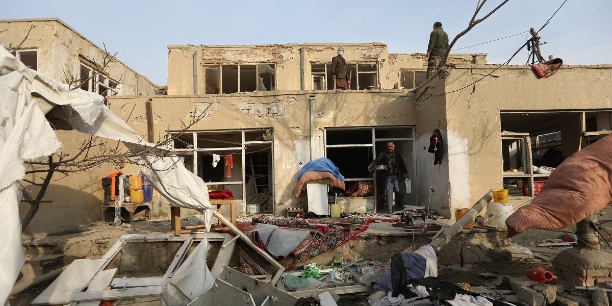 Počet obetí novoročného útoku v reštaurácii v Kábule stúpol na dve