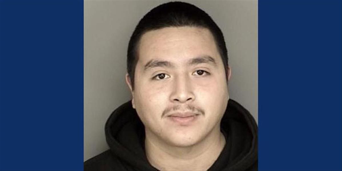Polícia v USA zatkla mladíka podozrivého z lúpeže, odfotil sa s obeťou