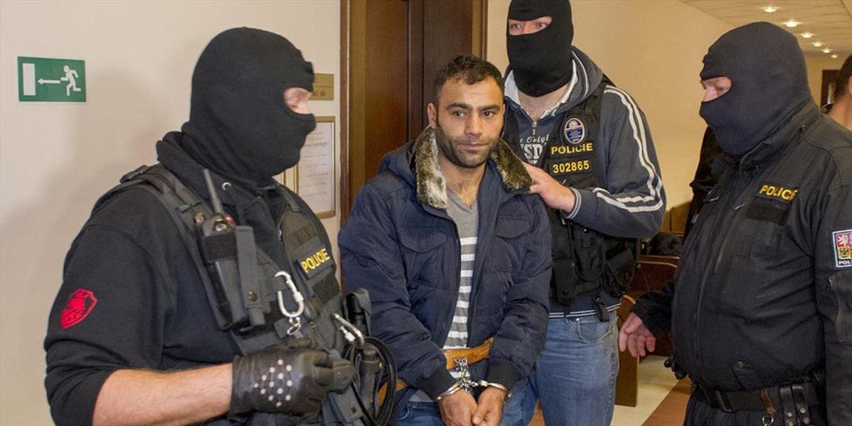 Terorista zadržaný v Česku zostáva vo väzbe, v Taliansku údajne dostal azyl