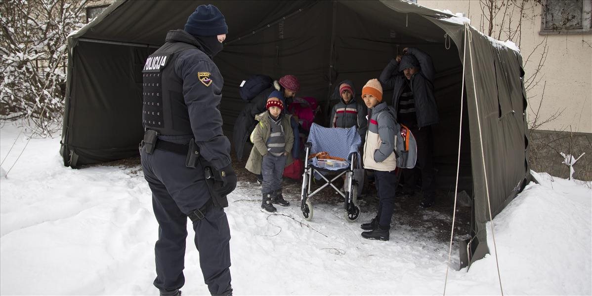 Taliansko plánuje znova zaviesť kontroly na hraniciach so Slovinskom