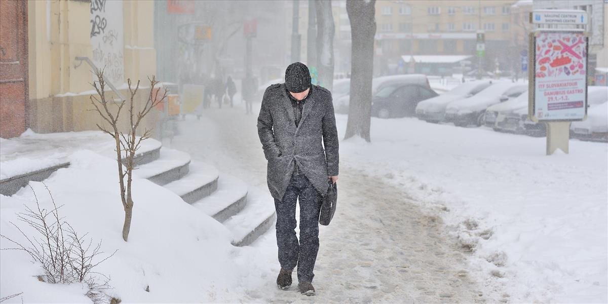 Zima môže negatívne vplývať na zdravie, treba sledovať predpovede