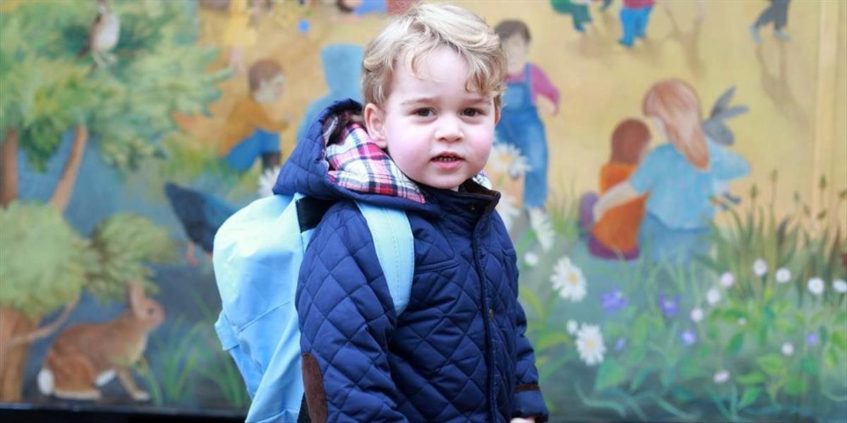 FOTO Britský princ George začal chodiť do škôlky