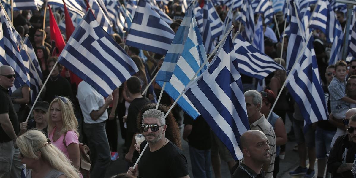 Miera nezamestnanosti v Grécku medzimesačne klesla na 24,5 %