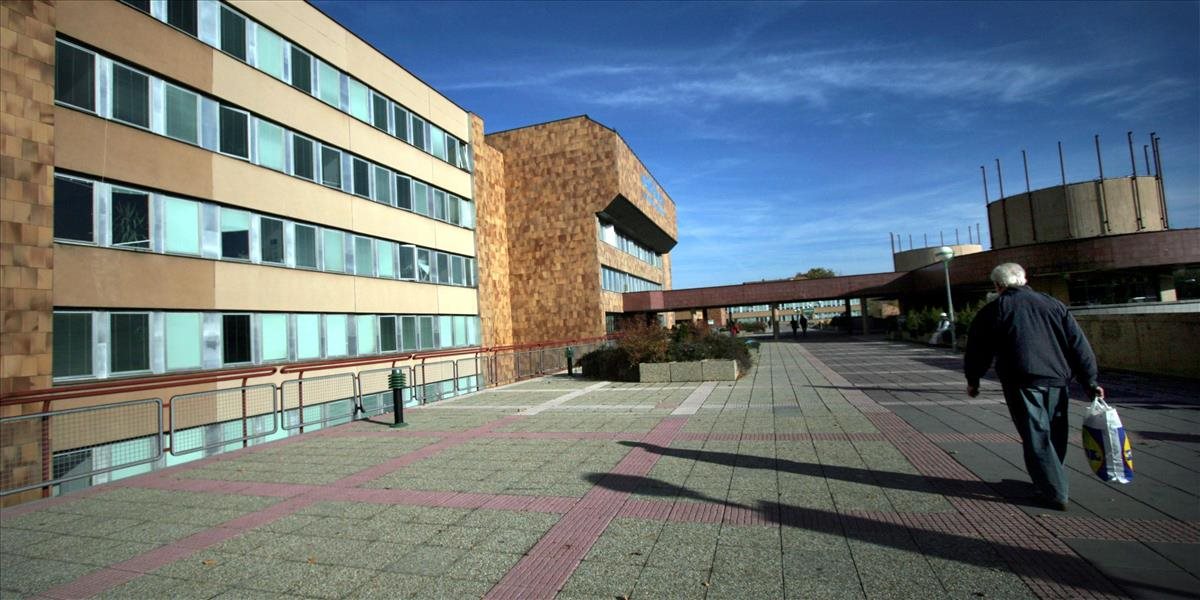 V bratislavskej nemocnici na Antolskej ostalo iba 60 pacientov, opravujú kúrenie