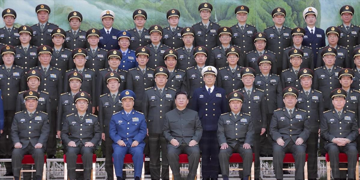 Čínsky prezident zreorganizoval štruktúru armádneho veliteľstva
