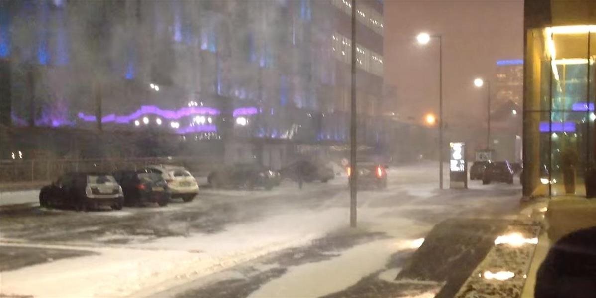 VIDEO Moskvu zasiahla snehová víchrica, kolabovala doprava