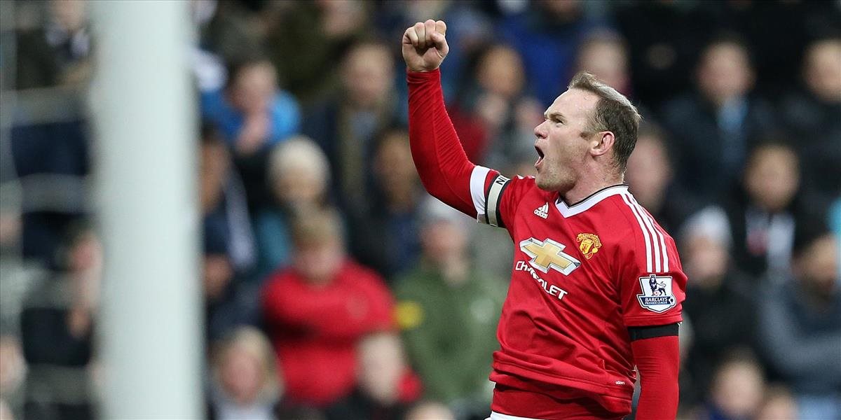 Rooney dostihol Henryho, prekonal aj klubový rekord Van Nistelrooya