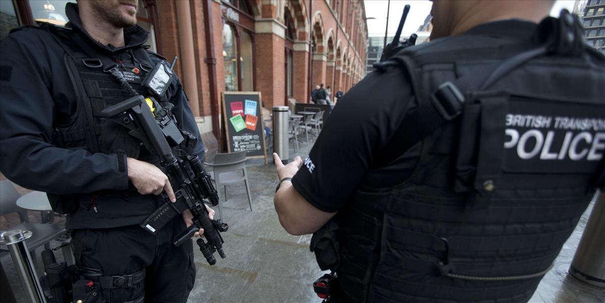 Britská polícia sa rozhodla zvýšiť počet ozbrojených policajtov v Londýne