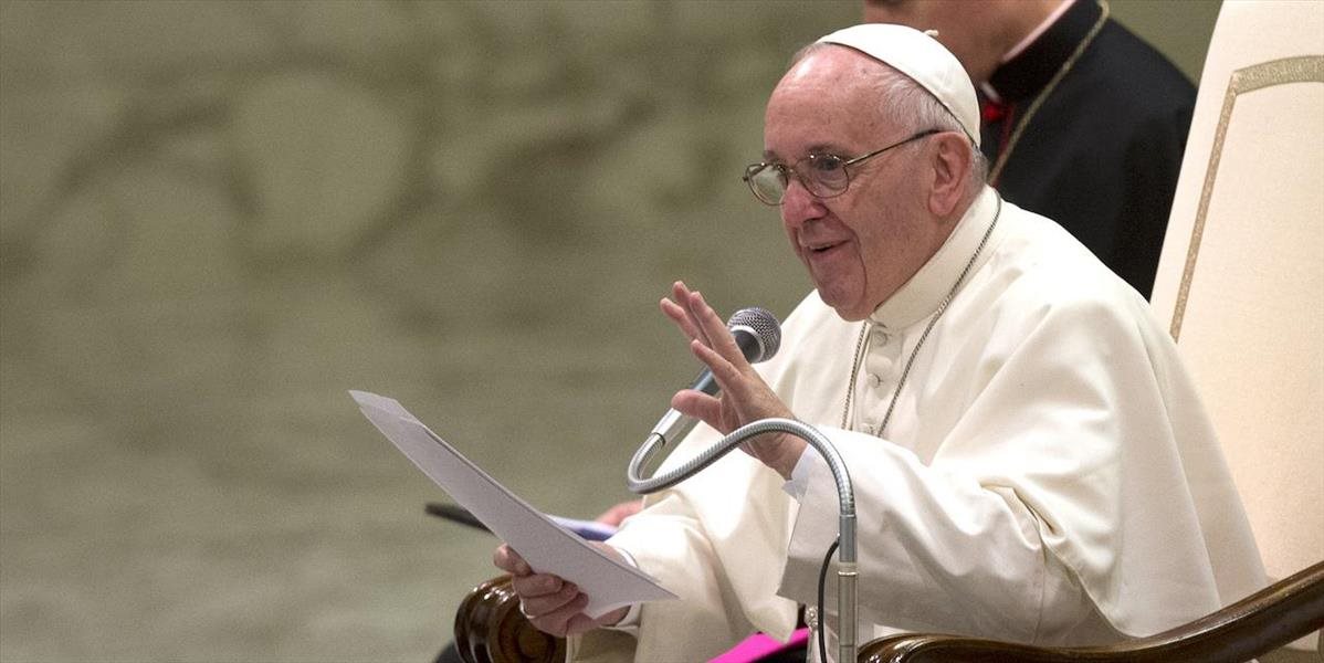 Pápež: Na výzvu migrantov a utečencov je evanjeliová odpoveď milosrdenstva