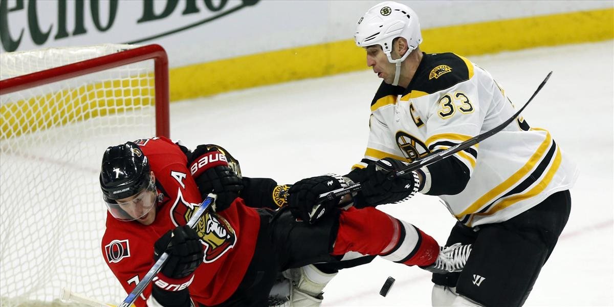 NHL: Chára asistoval pri triumfe Bruins, Marinčin nechtiac tiež