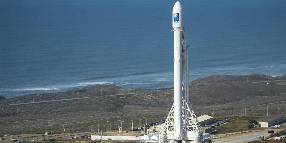 Z Kalifornie odštartovala raketa spoločnosti SpaceX