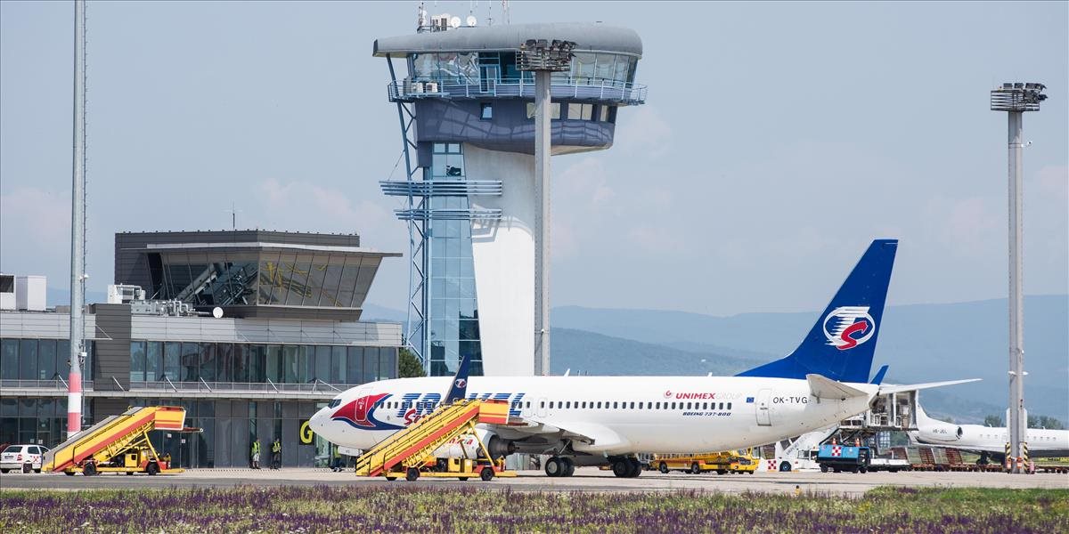 Bratislavské letisko vybavilo v minulom roku 1,56 milióna cestujúcich