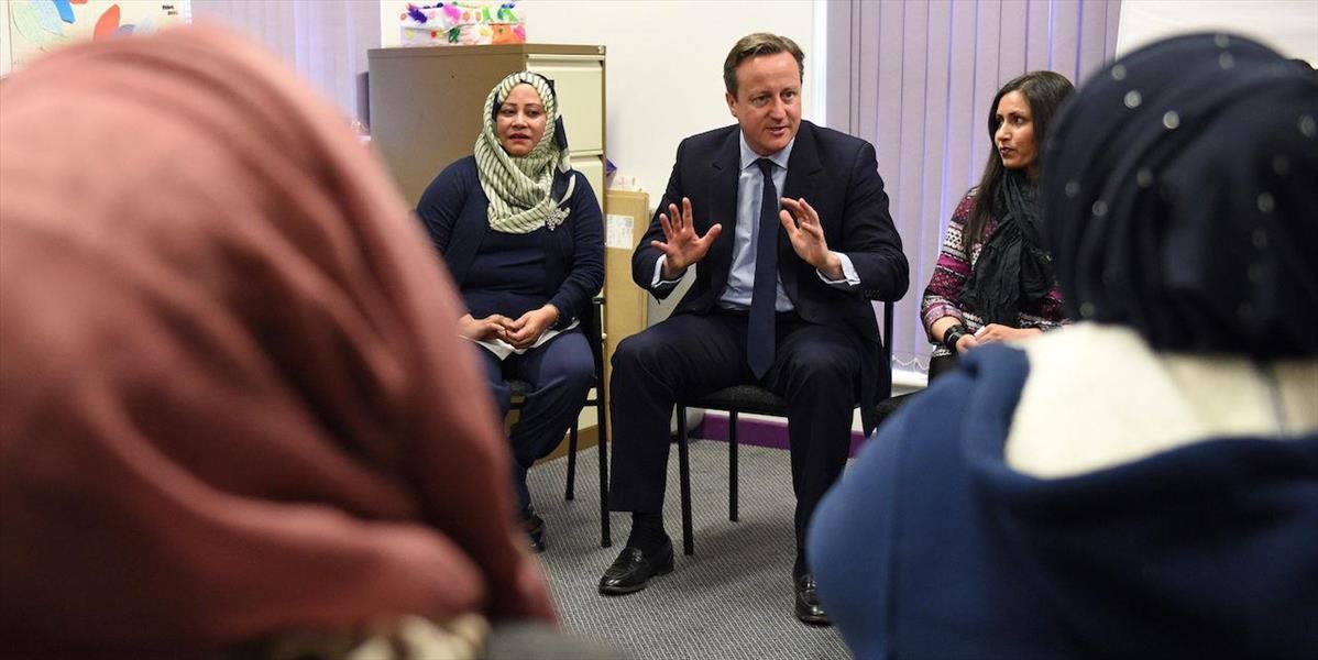 Británia zabezpečí kurzy angličtiny pre moslimských migrantov