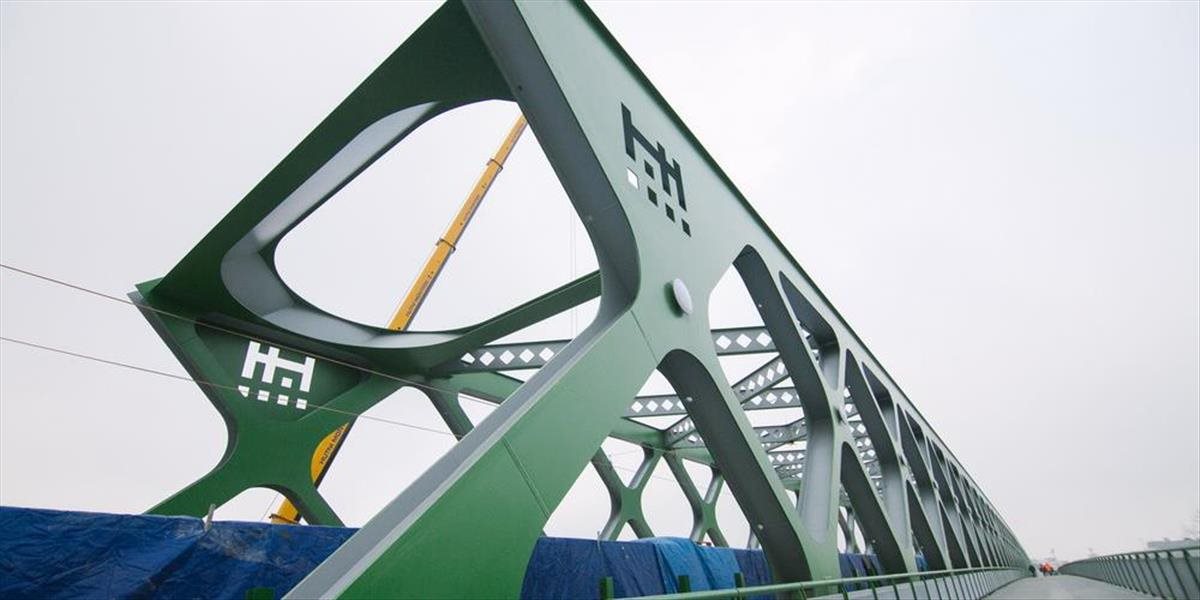 Vynovený Starý most majú začať od stredy kolaudovať