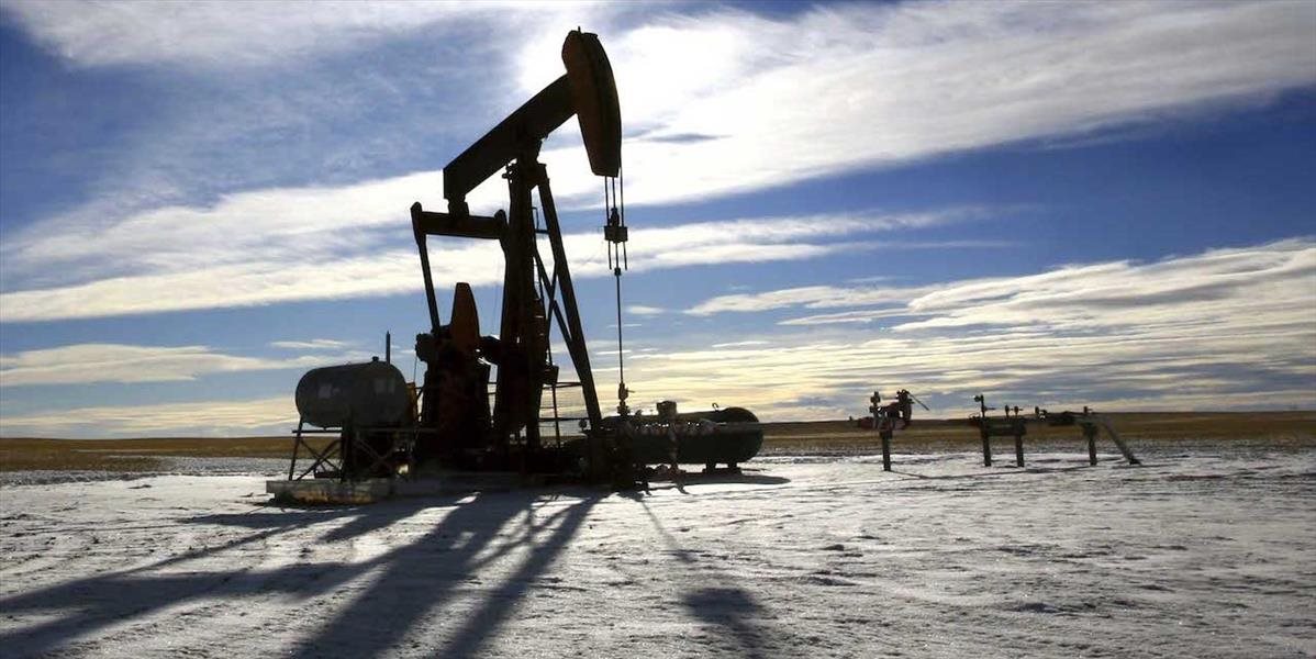 Ceny ropy klesajú ďalej, cena WTI sa už dostala pod 27 USD/barel