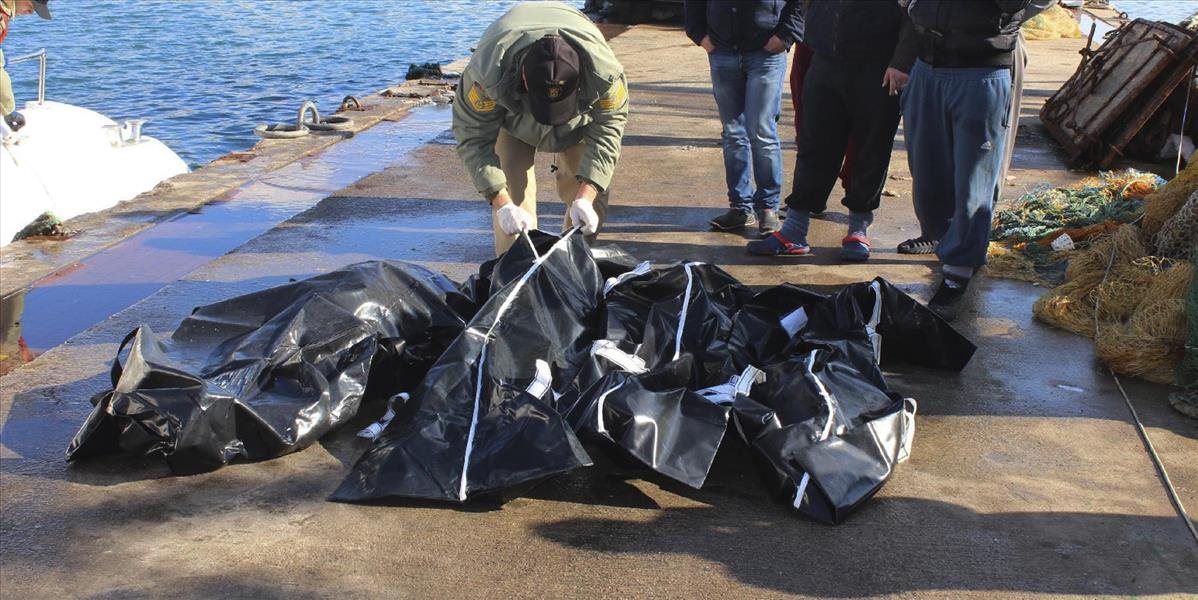 Pri prevrátení lode v Egejskom mori sa utopilo 12 migrantov