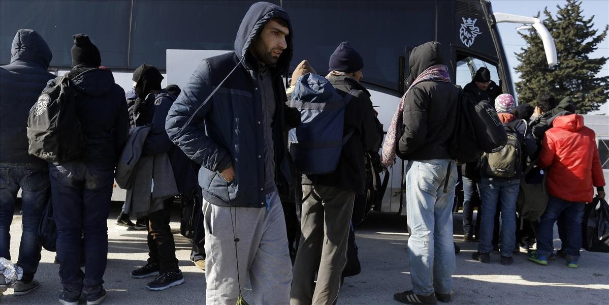 Slovinsko bude púšťať cez hranice len žiadateľov o azyl v Rakúsku a Nemecku