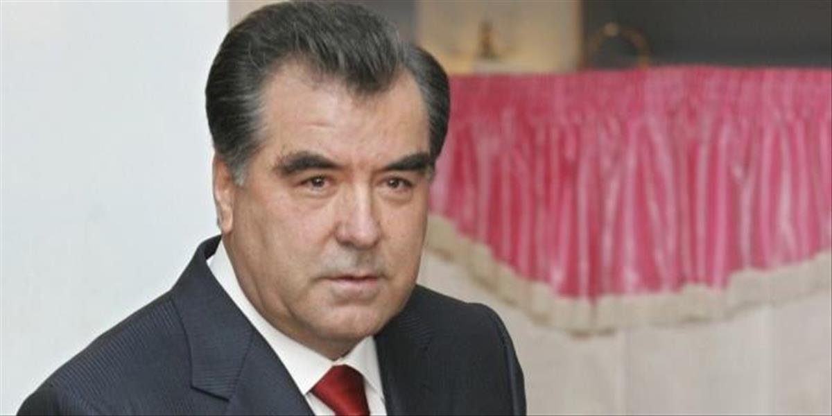 Rachmon sa môže o funkciu prezidenta Tadžikistanu uchádzať neobmedzene