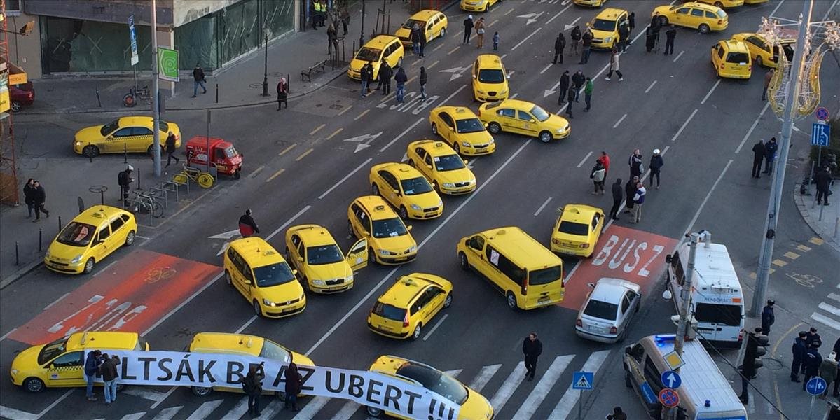 Budapeštianski taxikári protestujúci proti Uber budú rokovať s ministerstvom