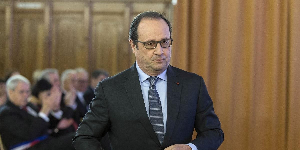 Francúzsky prezident Francois Hollande pricestoval na návštevu Indie