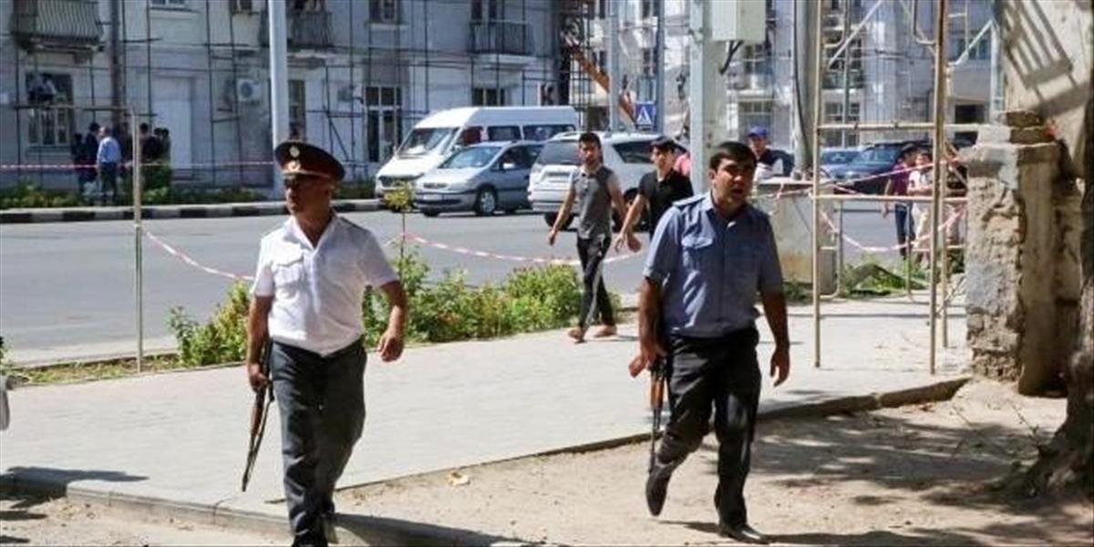 Turecká polícia zadržala desať ľudí podozrivých z verbovania do IS