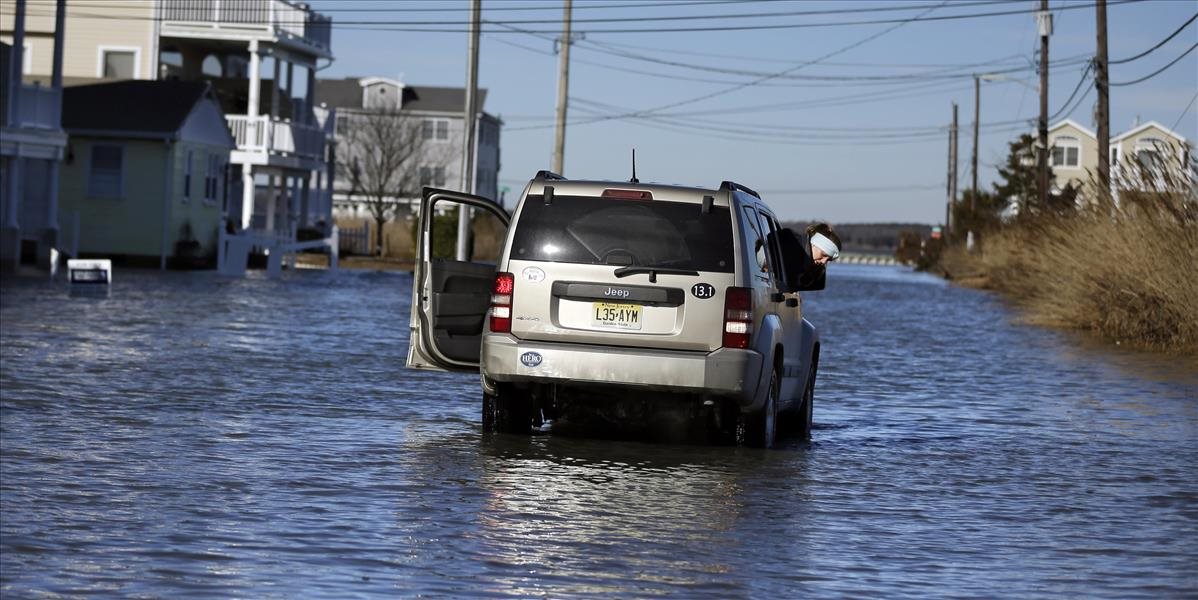 Búrka Jonas sa valí na Veľkú Britániu: Hrozia záplavy
