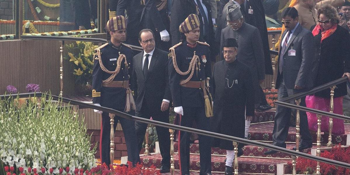 Prezident Hollande sa zúčastnil na vojenskej prehliadke v Naí Dillí