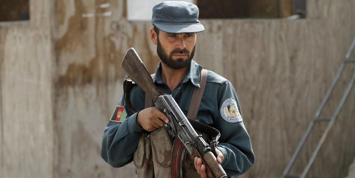 Policajt zastrelil v Afganistane desať svojich kolegov: K útoku sa priznal Taliban