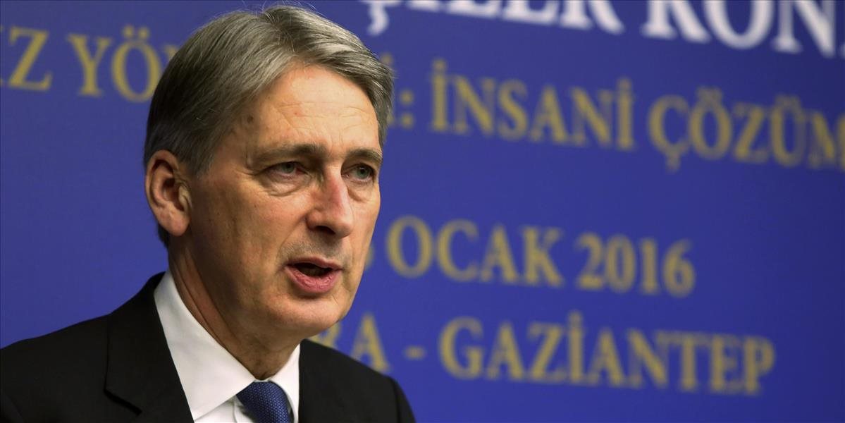 Hammond: Rokovania s Britániou sú menej naliehavé ako iné záležitosti EÚ