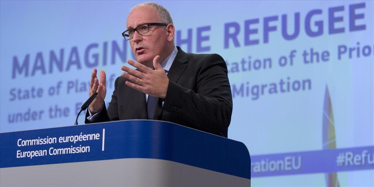 Bývalý podpredseda EK Timmermans: Šesťdesiat percent migrantov nemá právo na azyl v EÚ
