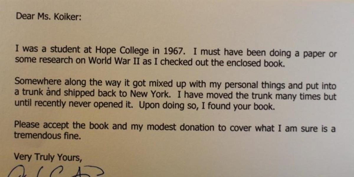 Muž vrátil knihu, ktorú si vypožičal v roku 1967, pribalil aj peňažný šek