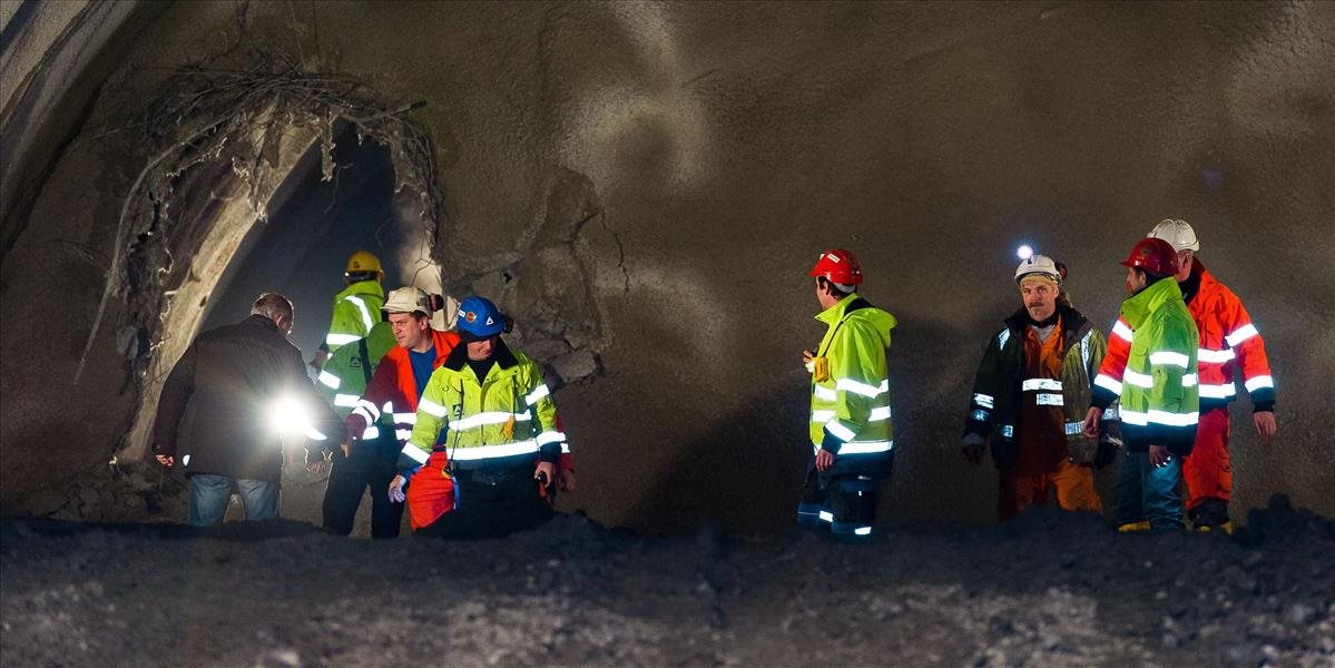 FOTO Tunel Považský Chlmec prerazili po desiatich mesiacoch
