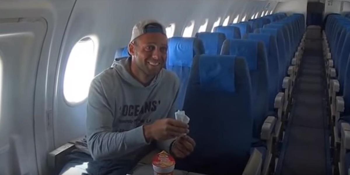 VIDEO Tomuto sa hovorí zážitok: Slovák bol jediným cestujúcim v lietadle na exotický ostrov Bocaray
