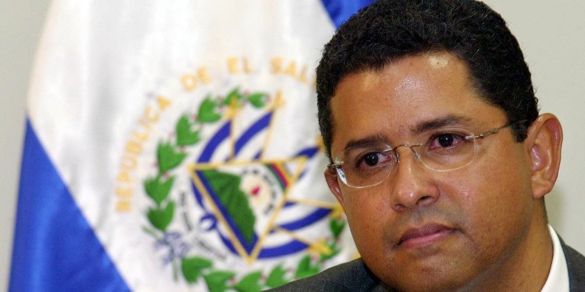 Stíhaný bývalý salvádorský prezident Francisco Flores zomrel vo veku 56 rokov