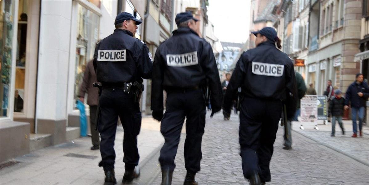 Zatkli piatich ľudí plánujúcich útoky na nočné podniky vo Francúzsku