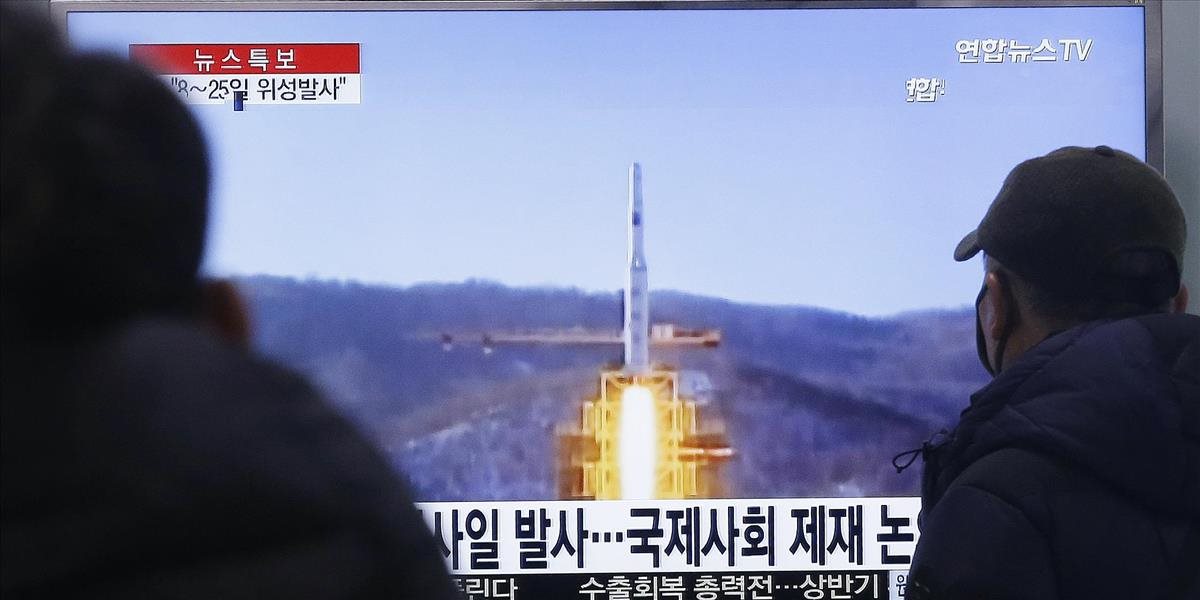 Severná Kórea zrejme pripravuje odpálenie rakety dlhého doletu