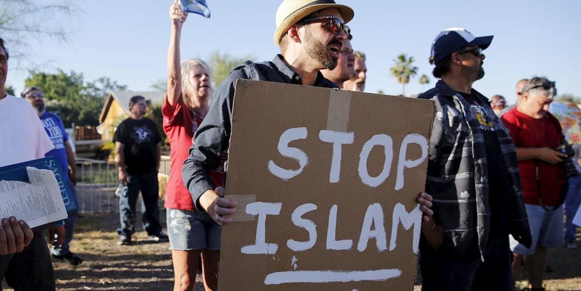 V Austrálii protestovali proti islamu, podporili nemeckú Pegidu