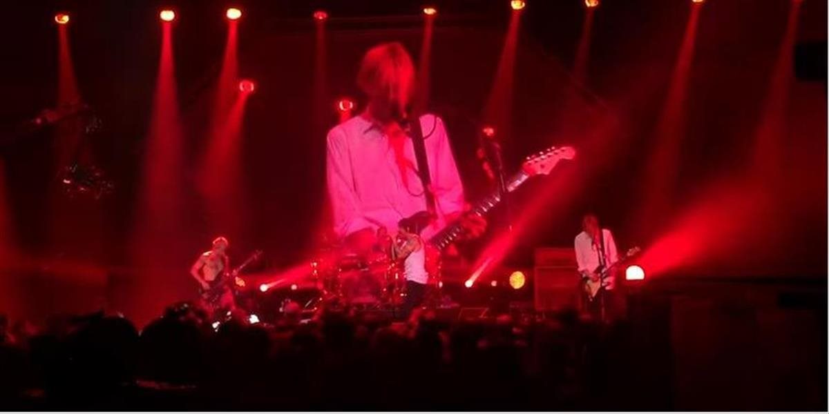 VIDEO Red Hot Chili Peppers zahrali Aeroplane prvýkrát od roku 1997