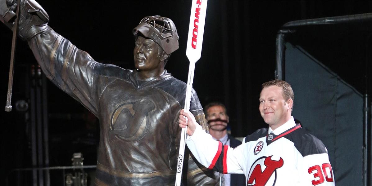 FOTO a VIDEO NHL: Devils slávnostne vyradili Brodeurovu 30-ku: Lepšie to už byť ani nemohlo