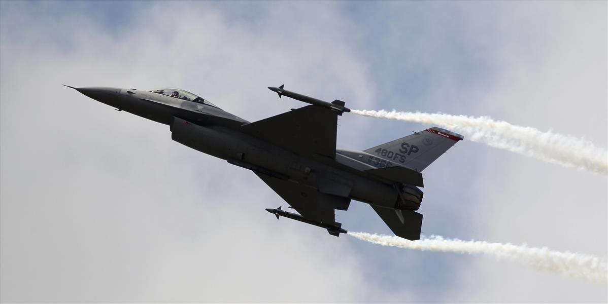 Holandsko sa bude podieľať na leteckých úderoch proti IS aj v Sýrii