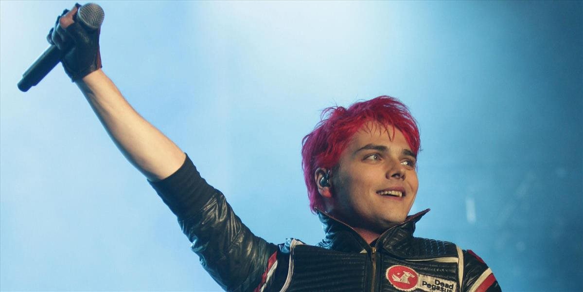 Gerard Way zverejnil coververziu skladby Superstar, ktorá sa preslávila v roku 1971