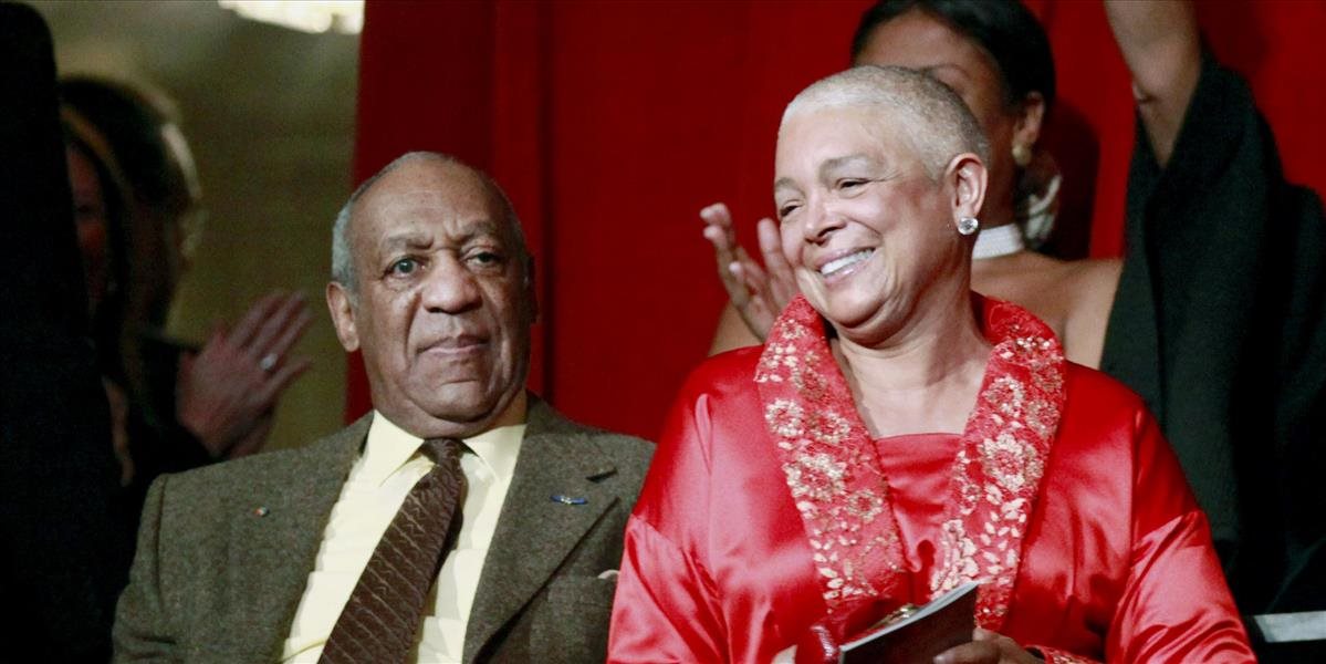 Manželka Billa Cosbyho napokon bude musieť svedčiť