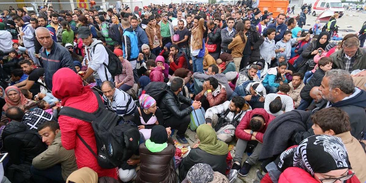 Grécko oznámilo dokončenie štyroch z piatich hotspotov pre migrantov