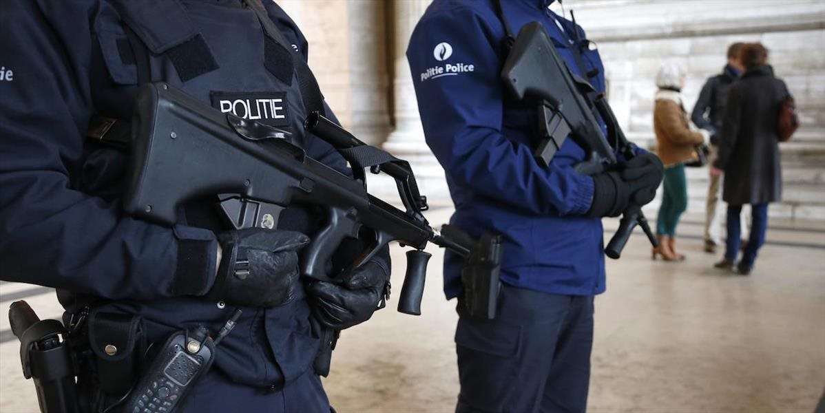 Pri vyšetrovaní skupiny verbujúcej pre IS v Belgicku zadržali desať ľudí