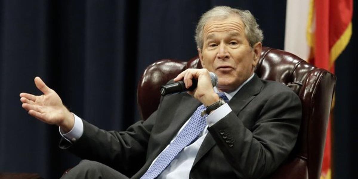 George Bush po prvý raz verejne podporil v kampani svojho brata Jeba