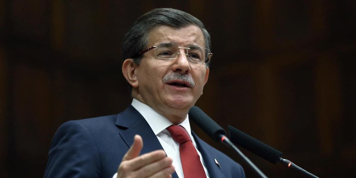 Turecký premiér Davutoglu zrušil po výbuchu v Ankare plánovanú cestu do Bruselu