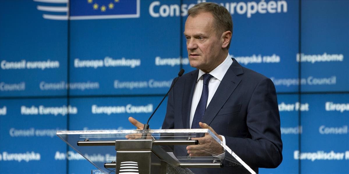 Tusk: Rozhovory s Britániou pokračujú, EÚ plánuje mimoriadny summit s Tureckom