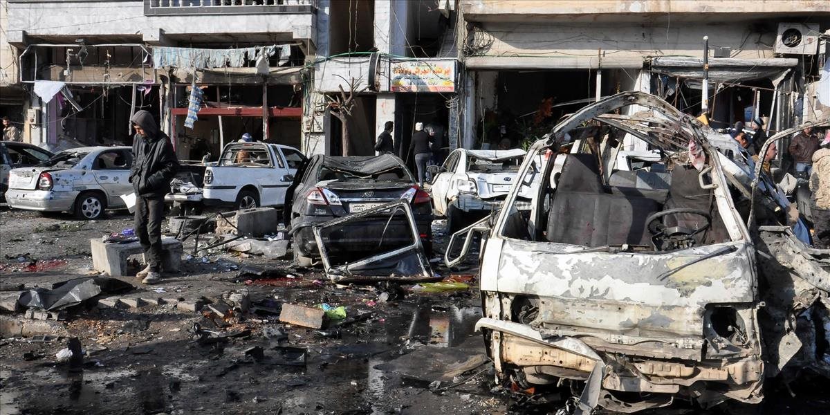 Pri dvoch výbuchoch v meste Homs zahynulo najmenej 45 ľudí