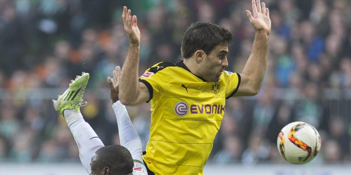 Dortmund v najbližších týždňoch bez Sokratisa, tímu nepomôže ani proti Bayernu Mníchov