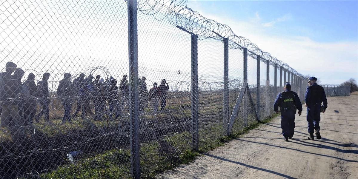 Hliadky na hraniciach sú pre Maďarsko finančnou záťažou, migrantmi poškodené zábrany opravuje špeciálna jednotka
